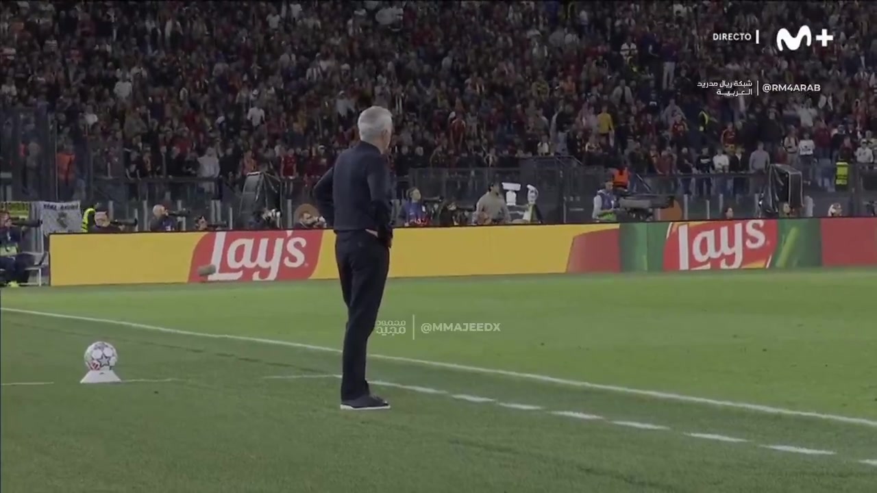José Mourinho’s anger after Vinícius’ mistake