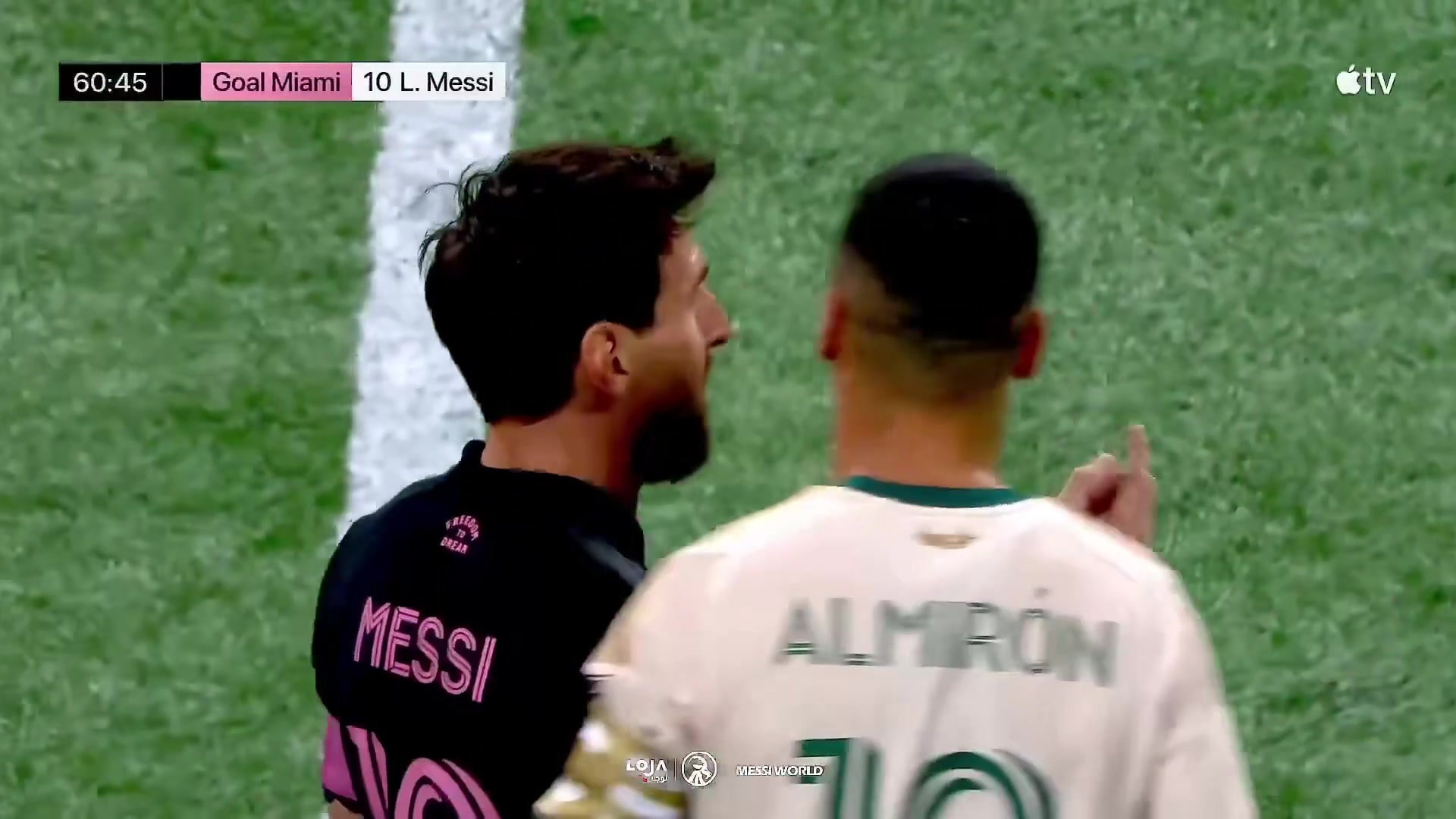 Messi telling the Atalanta player that he kept spinning.