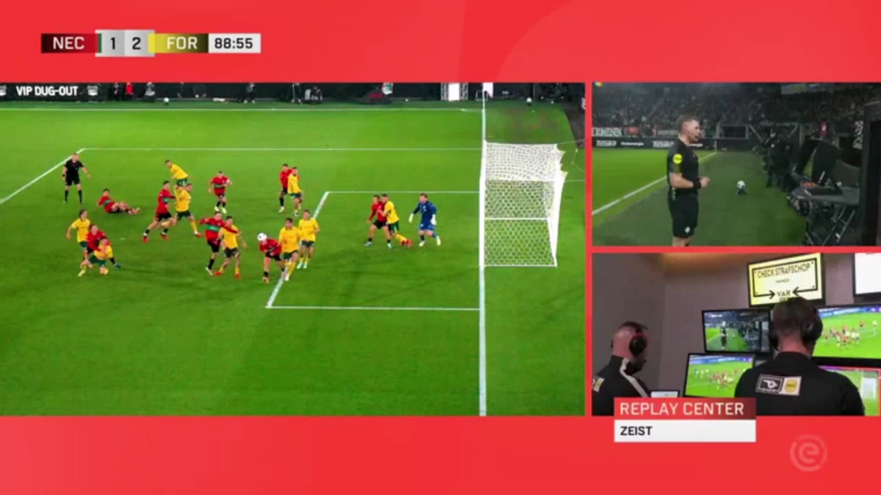 Mattijs Branderhorst (Fortuna Sittard) penalty save against NEC Nijmegen 90'