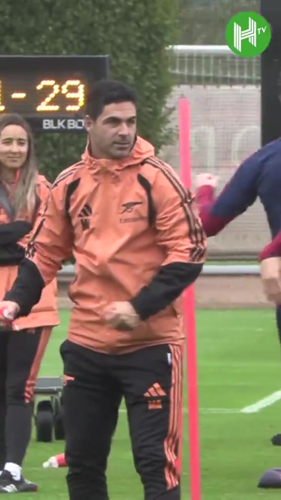 Arteta making sure Myles Lewis-Skelly had a piggyback partner