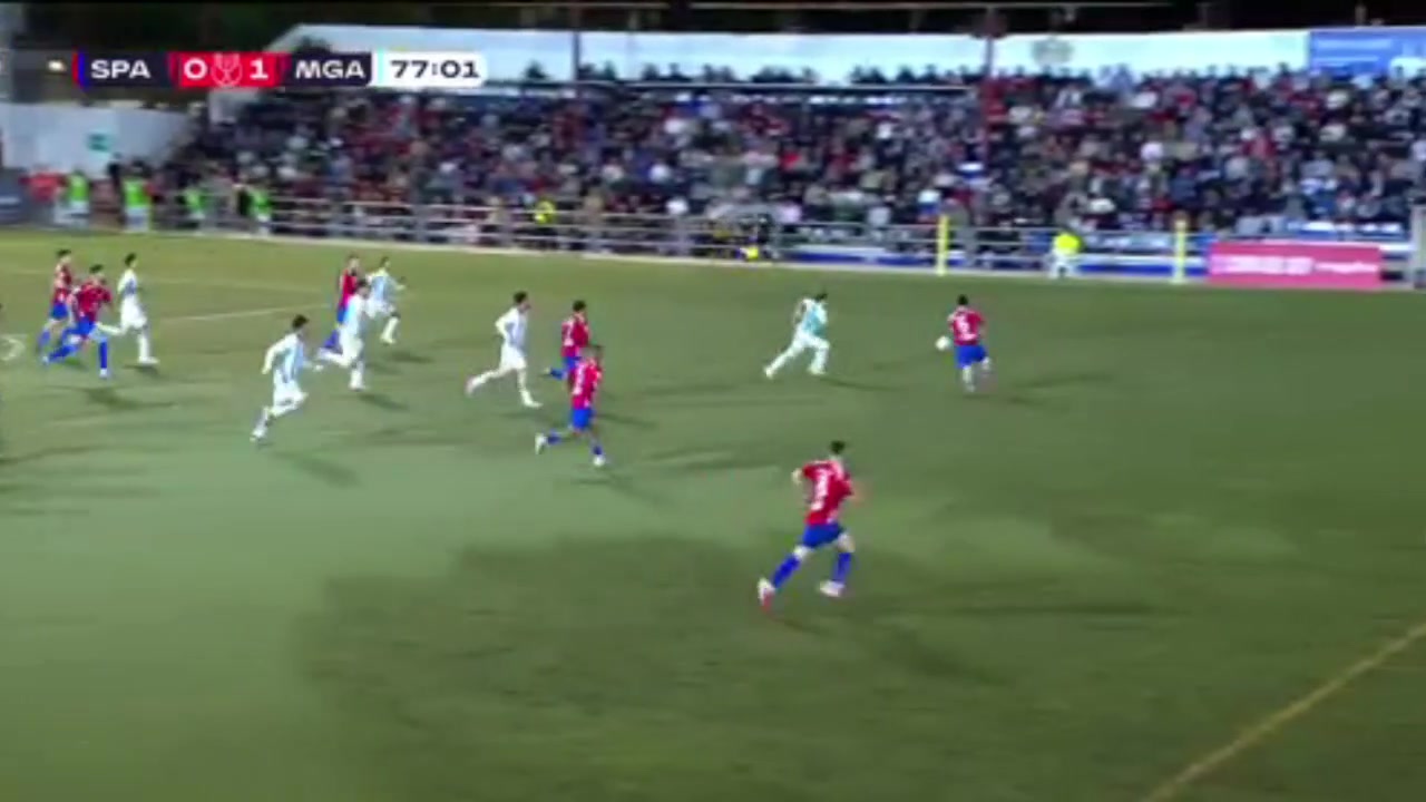 Antonio Aviles (Alcazar) straight red card against Malaga 79'
