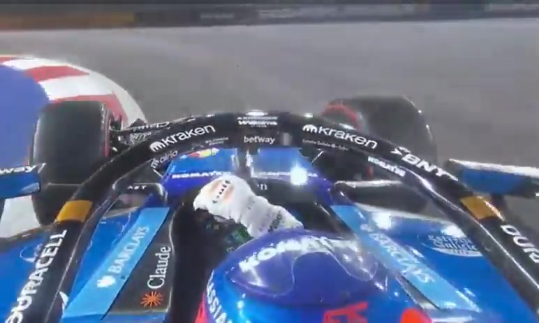 The moment Hülkenberg compromised Carlos Sainz's lap