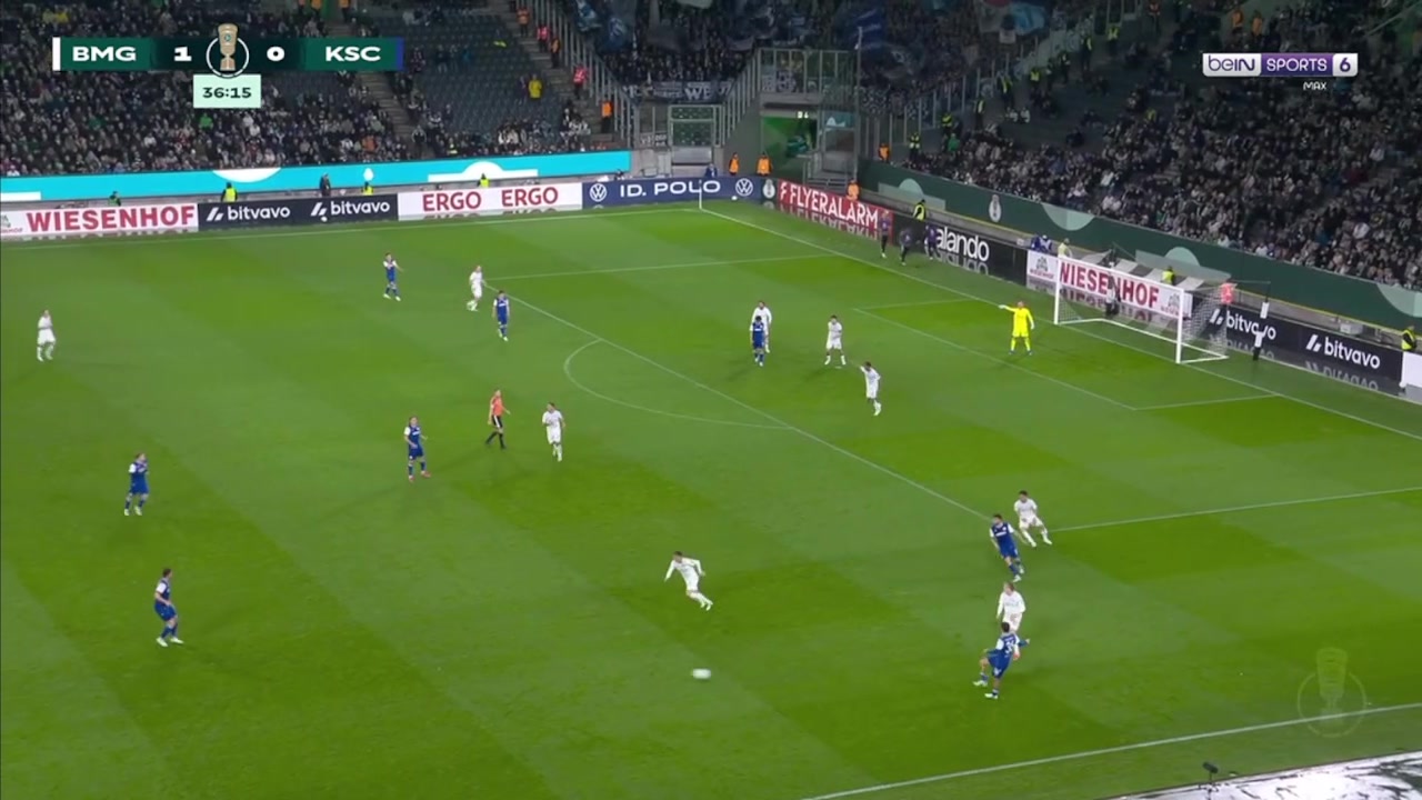 Philipp Sander (Monchengladbach) straight red card against Karlsruhe 39'