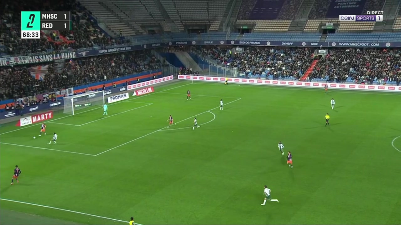 Dylan Durivaux (Red Star) second yellow card against Montpellier 70'