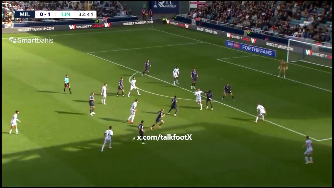 Millwall 0-2 Lincoln City — Robert Street 33'