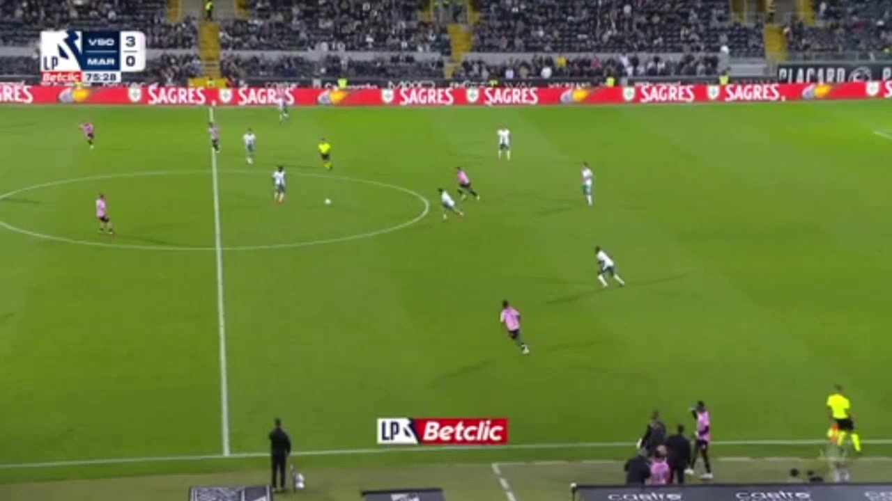 Vitória de Guimarães 4-0 Marítimo — Arnel Jakupovic 76'