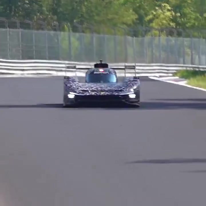 New 2027 Ferrari 499P EVO Hypercar testing at Monza for the first time